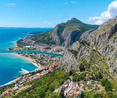 Einfamilienhaus in Omiš-Borak mit Meerblick zu verkaufen in Kroatien