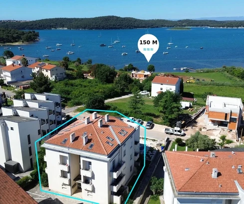 Istria, Medulin, attico esclusivo con vista mare aperta