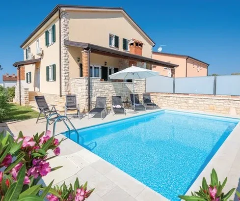 Istrie, Umag: Dvojdomek blízko moře