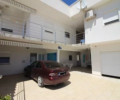 Casa appartamenti a 400 metri dal mare