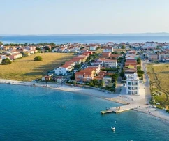 Propriété avec 3 unités résidentielles, première ligne au bord de la mer