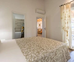 Casa de una sola planta con piscina en venta cerca de Žminj en Croacia