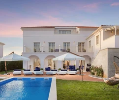 Istrie, Vabriga, Luxusní samostatně stojící vila s velkou zahradou