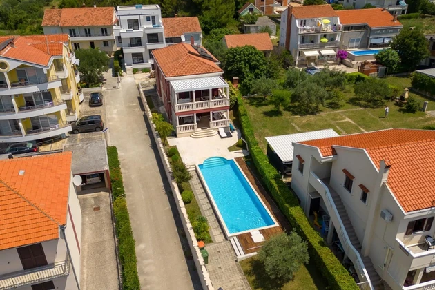 Superbe villa avec piscine à vendre à Sukošan en Croatie
