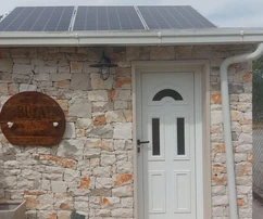 Ostrov Brač, Škrip, dom s pozemkom