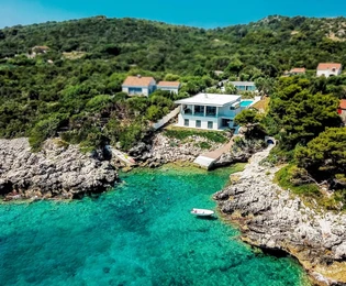 Villa fronte mare in vendita a Dubrovnik in Croazia