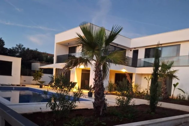 Villa de lujo en venta en Šolta a pocos pasos del mar en Croacia