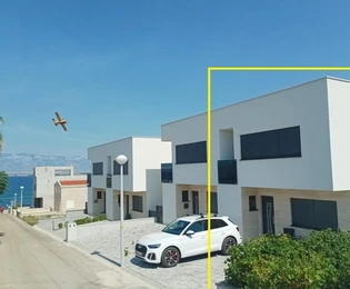 Vir - Attraktive Maisonette-Wohnung mit 3 Schlafzimmern und Meerblick