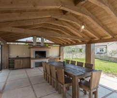 Svetvinčenat, Isztria: Hat medencés villa üdülő eladó