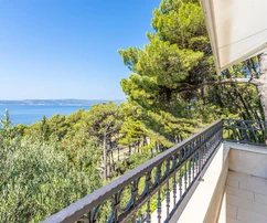 Casa esclusiva in vendita a Brela a pochi passi dalla spiaggia in Croazia