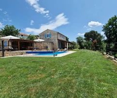 Casa Stranići vicino a Lovreč, Sveti Lovreč, 160m2