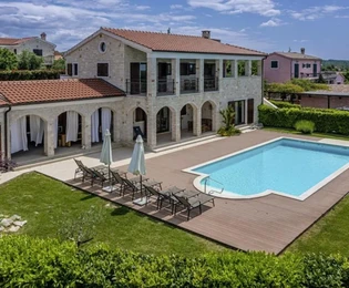 Maison en pierre près de Vodnjan