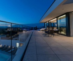 Luxury Modern Villa with Pool