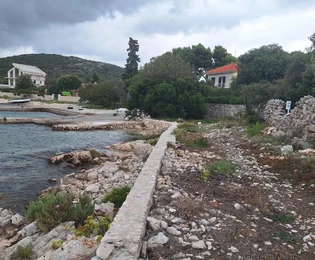 Sevid, działka rolna 4887 m2, pierwsza linia brzegowa, 7 działek.