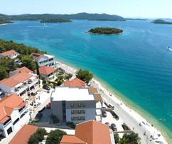 Appartamenti fronte mare in vendita sull'isola di Murter