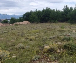 Terrain constructible 350 m², 100 mètres de la mer