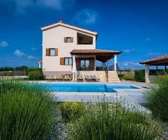 Fantástica casa con piscina, Istria, Svetvinčenat