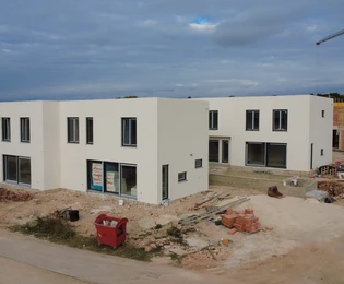 Stan s privatnim bazenom, dvoetažni, 104m2, Mandre, NOVOGRADNJA