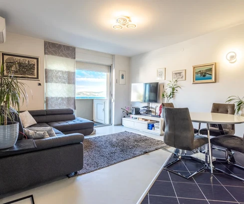 Split, Lovret, appartamento con due camere da letto e vista mare