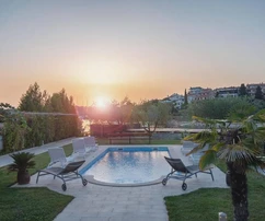 Villa moderna al mare in vendita a Medolino in Croazia