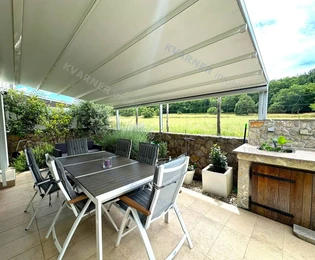 Appartamento con giardino e piscina a 300 m dal mare - Malinska!