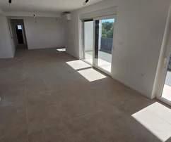 Seget Vranjica, appartamento di 3 locali 129 m2 con vista mare, di nuova costruzione