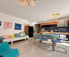 FURNITURED APARTMENT WITH GARDEN, IN A QUIET LOCATION!