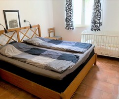 Villa a Brac con piscina e vista sul mare, appartamenti completamente arredati