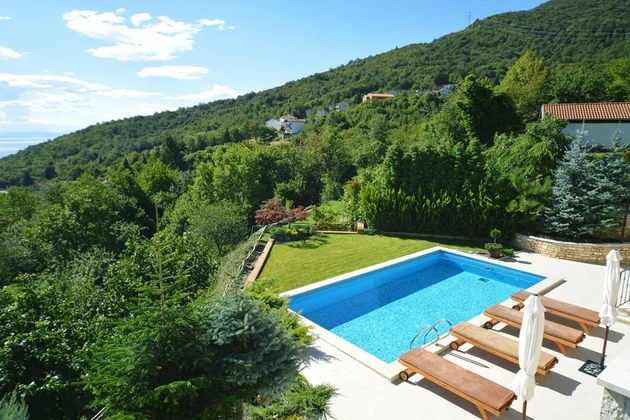 Villa de luxe à vendre à Matulji Rukavac en Croatie