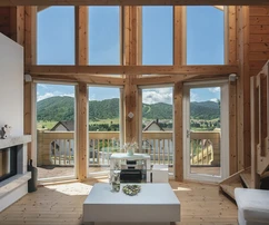 Casa in legno disponibile a Mrkopalj, Gorski Kotar in Croazia