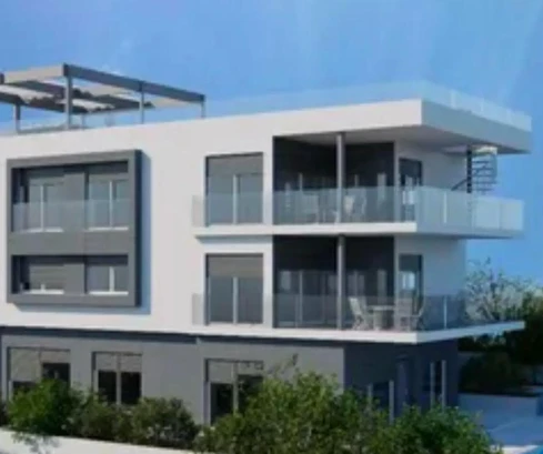 Okrug Gornji, třípokojový penthouse s terasou na střeše a výhledem na moře