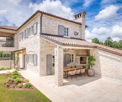 Kanfanar, Istria: Elegantná vila s bazénom a záhradou