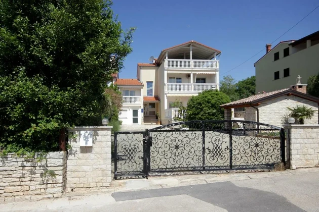 Istria, Banjole: Apartmánový dom blízko mora