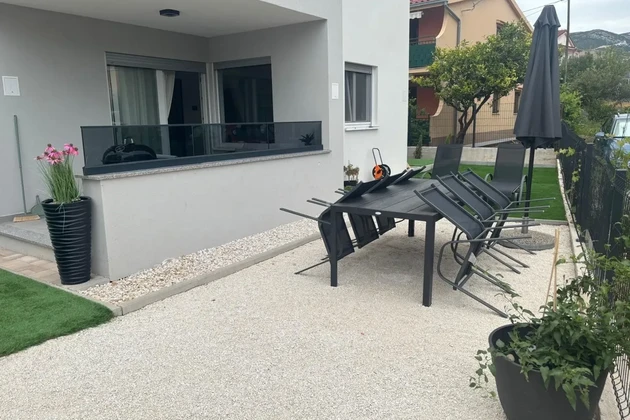 Kaštел Штафилич, двухкомнатная квартира 53,2 м² с садом 100 м² и парковочным местом