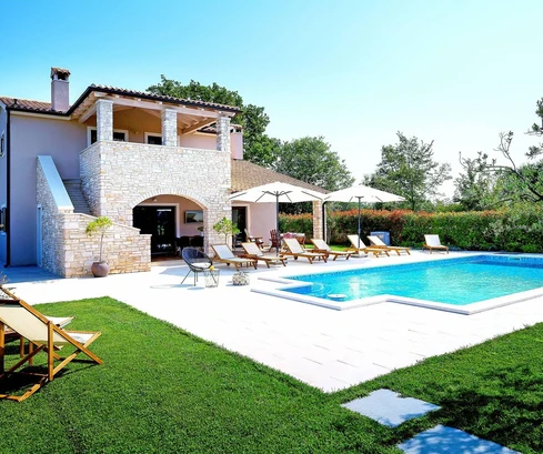 Luksusowa willa z basenem na sprzedaż w Marčanie w Chorwacji