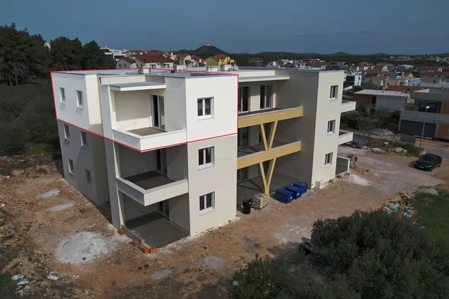Vodice - Trojizbový byt S7 na druhom poschodí, s výhľadom na more