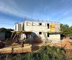 Urokliwe mieszkanie na wyspie Brač z ogrodem i prywatnym miejscem parkingowym