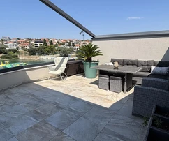 Medulin, Pjescana Uvala, penthouse exclusif en première ligne face à la mer