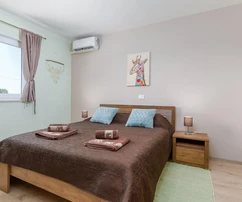 Spaziosa casa con piscina disponibile a Marčana in Croazia
