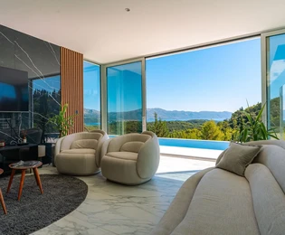 Luxusná vila na predaj s výhľadom na more na Korčule v Chorvátsku