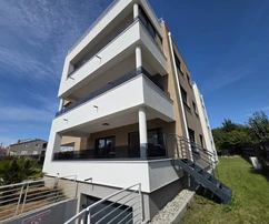 Luxus penthouse 177 m² tengerre néző kilátással - 50 m a strandtól