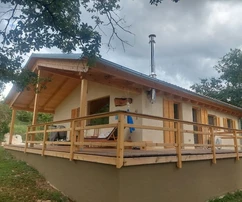 Istria, Poreč: Wooden house with large land