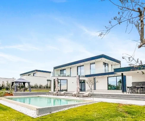 Istria, Kaštelir: Villa de lujo con vistas al mar