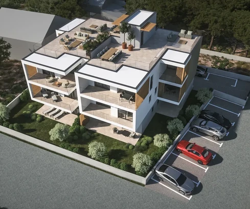 Vodice - A3 apartman a földszinten kerttel, 800 m-re a strandtól