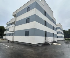 Biograd na Moru, Pakostane, kétszobás lakás tetőterasszal és tengerre néző kilátással