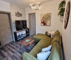 KOMPLETT RENOVIERTE WOHNUNG MIT GARTEN, 300 M VOM STRAND ENTFERNT!