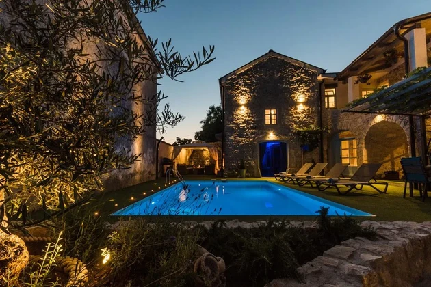 Romántica villa de piedra en Crikvenica – zona de Kvarner