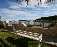 Istria, Medulin – Unique villa by the beach with investment potential