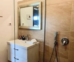 Moderní vila s bazénem na prodej v Barbanu v Chorvatsku