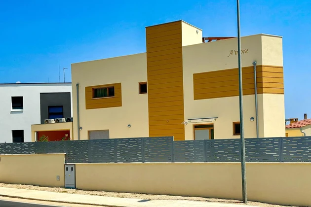 Villa for sale in Preko on the island of Ugljan with a swimming pool in Croatia